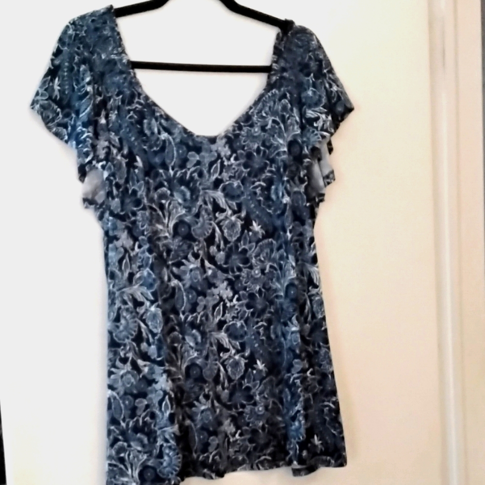Torrid, Super Soft Slub Smocked Flutter Sleeve Top, Size 1X
